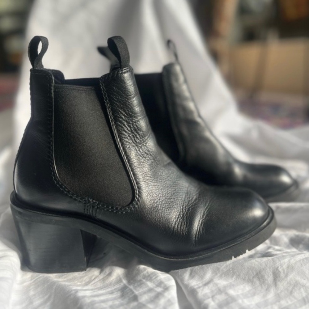 Black Leather Chelsea Boots - Jo Mercer 8